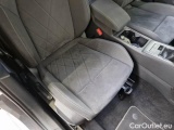  Volkswagen  Golf  VOLKSWAGEN / 2019 / 5P / BERLINA 2.0 TDI SCR 85KW STYLE #93