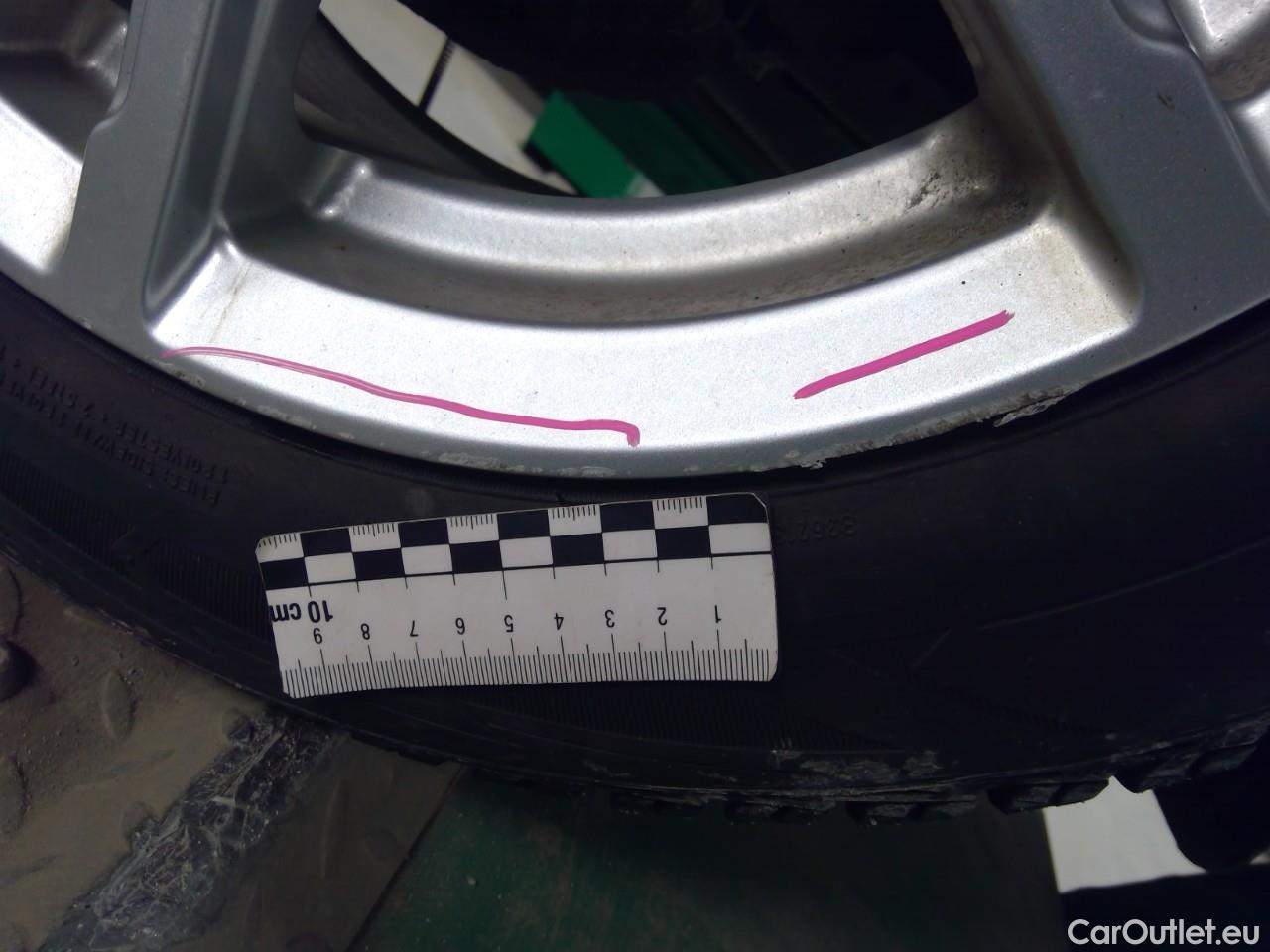  Mini  Mini John Cooper EV SE Maximise 3d #6