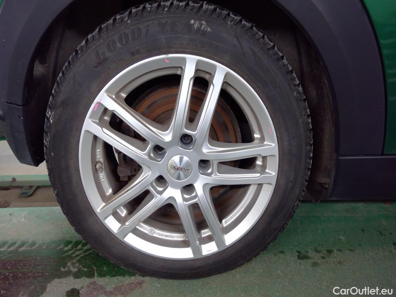  Mini  Mini John Cooper EV SE Maximise 3d #8