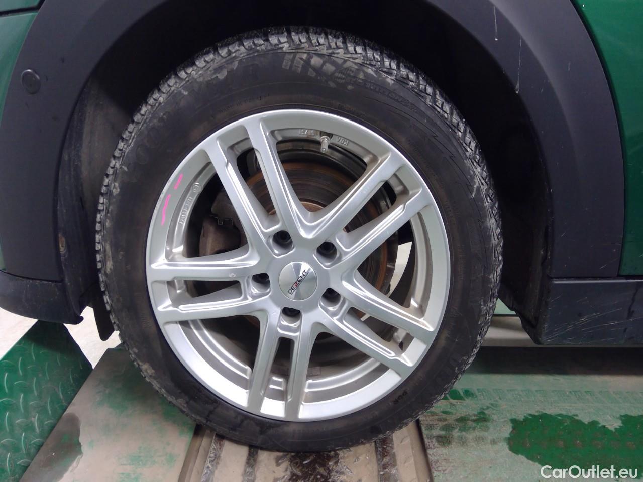  Mini  Mini John Cooper EV SE Maximise 3d #4