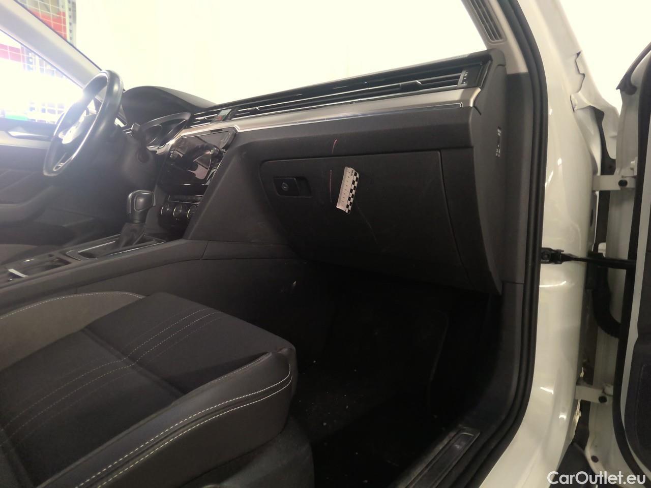  Volkswagen  Passat  All.TDI 190 4M Aut #12