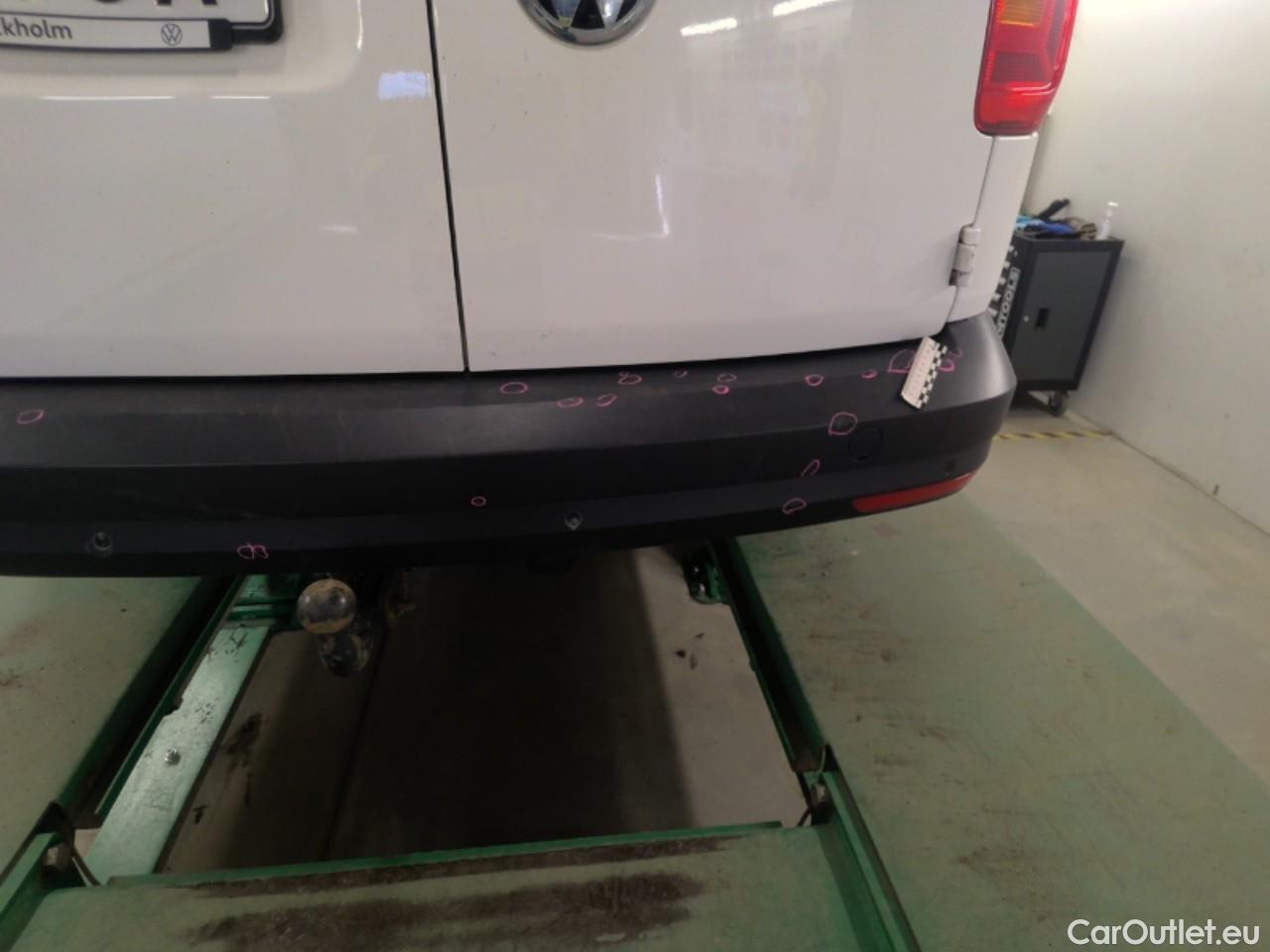  Volkswagen  Caddy  TDI 110 Maxi 4WD Aut. #12