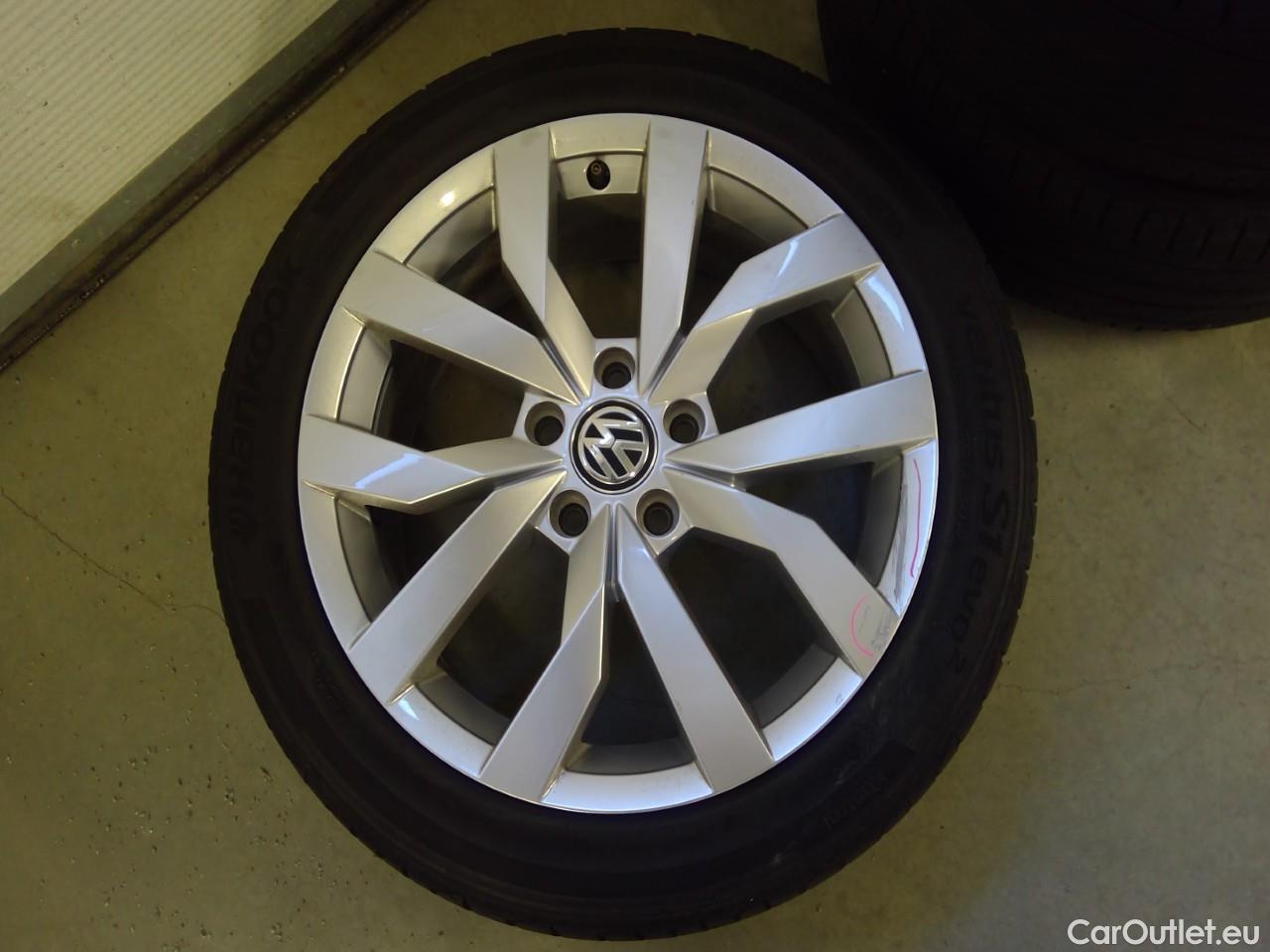  Volkswagen  Golf  Sp.Combi TSI 150 GT Aut. #2