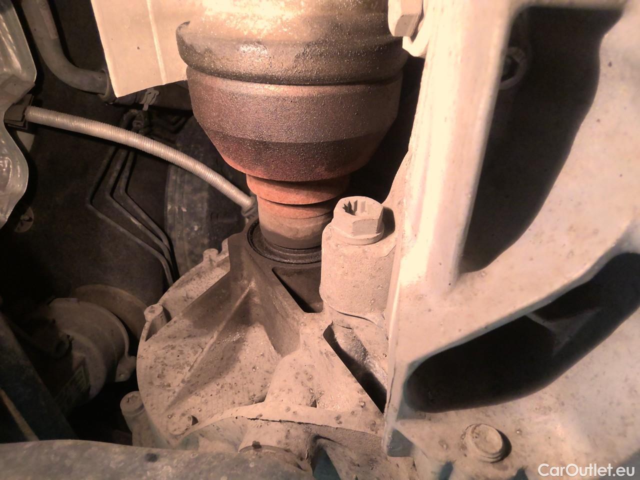  Volkswagen  Golf  Sp.Combi TSI 150 GT Aut. #4