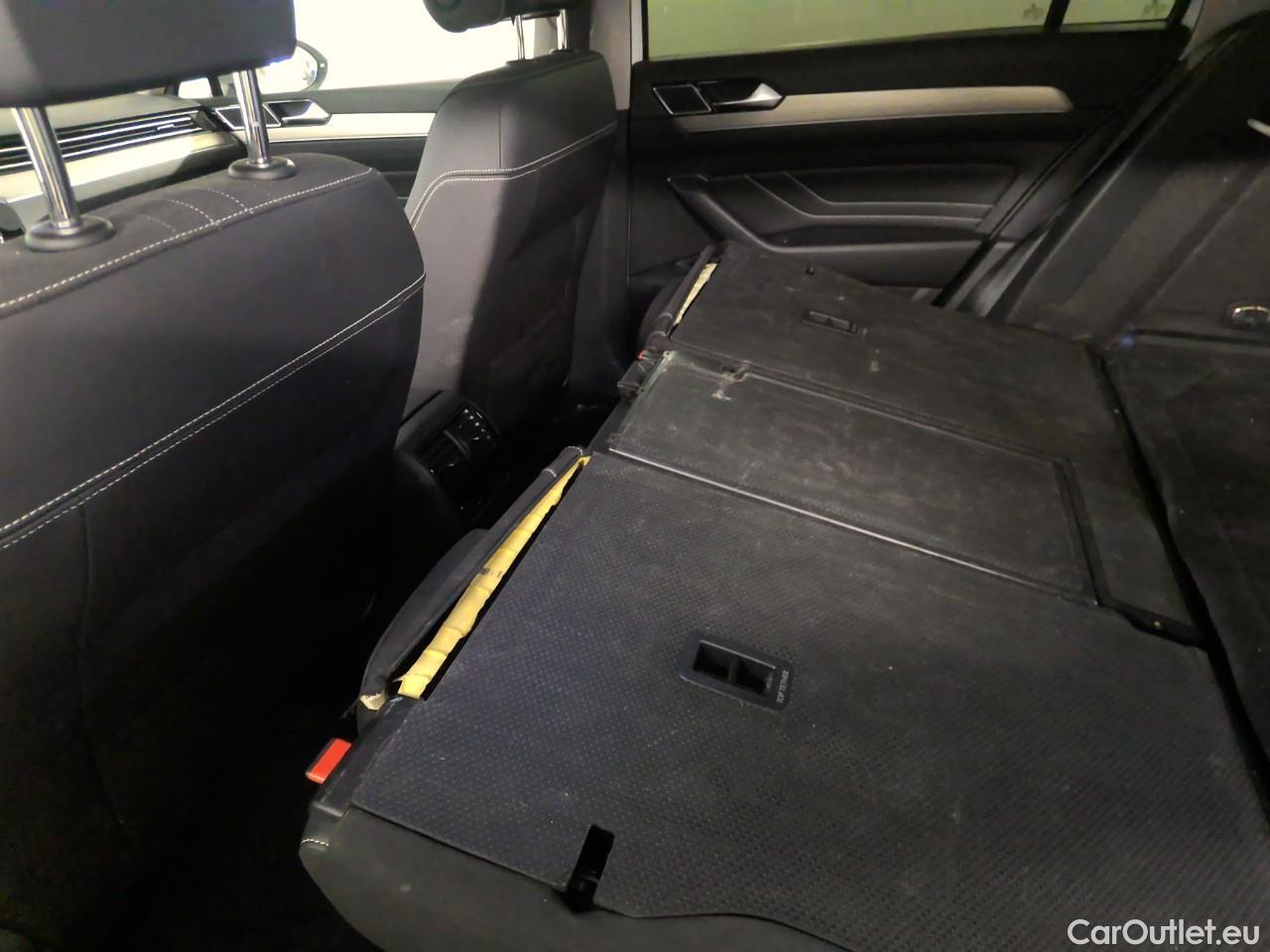  Volkswagen  Passat  All.TDI 190 4M Aut #1