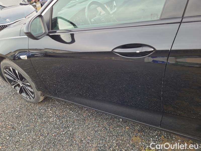  Opel  Insignia  Sports  Tourer (2017) Ins.ST 2.0CDTI 128 Ultimate AT #5