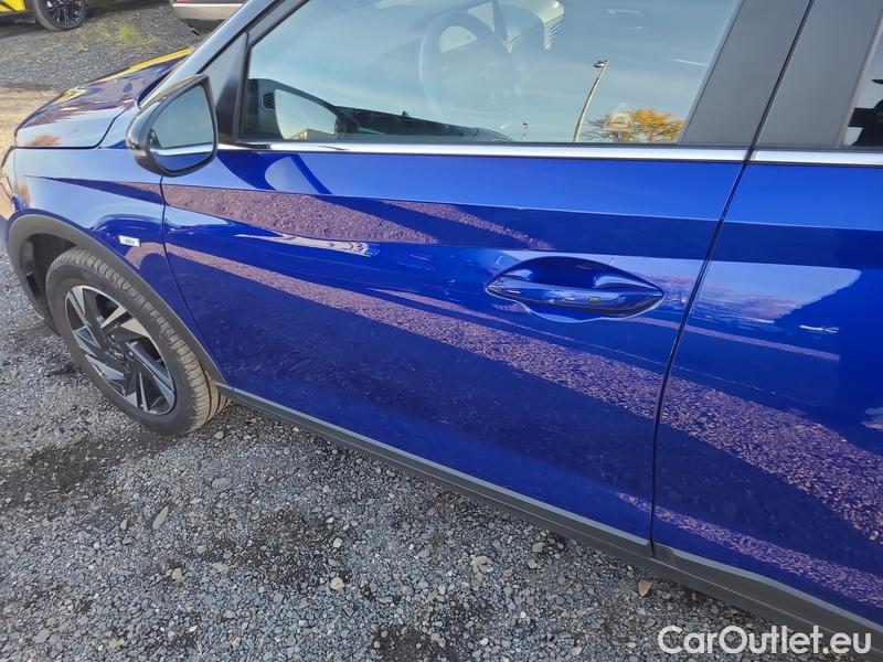  Hyundai  Bayon   (2021)  1.0T-GDI MHEV Style AT #5