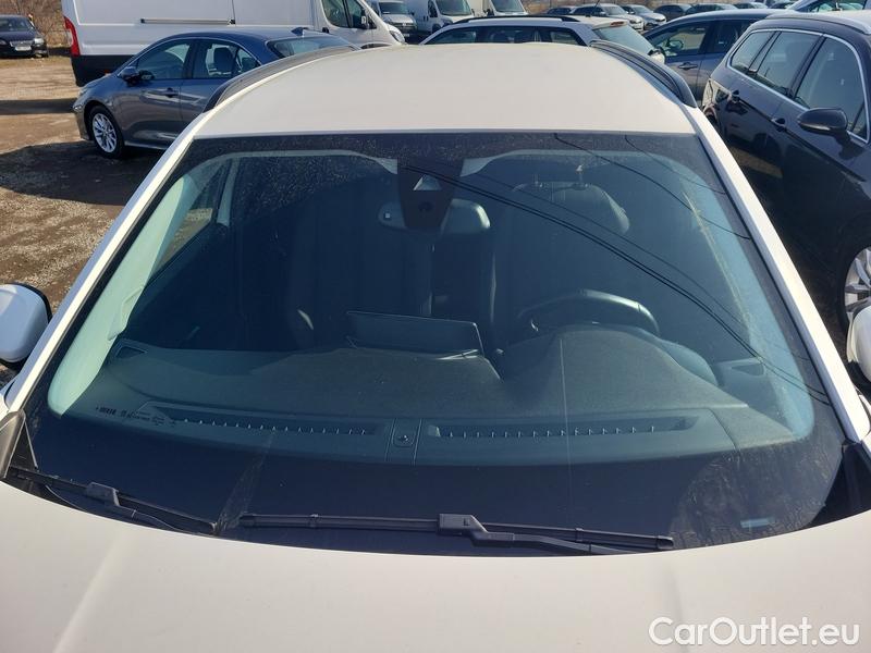  Peugeot  2008  (P1) (2019)  1.5BHDi 100 Allure #1