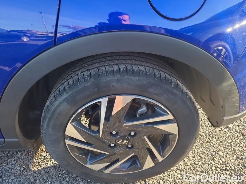  Hyundai  Bayon   (2021)  1.0T-GDI MHEV Style AT #14