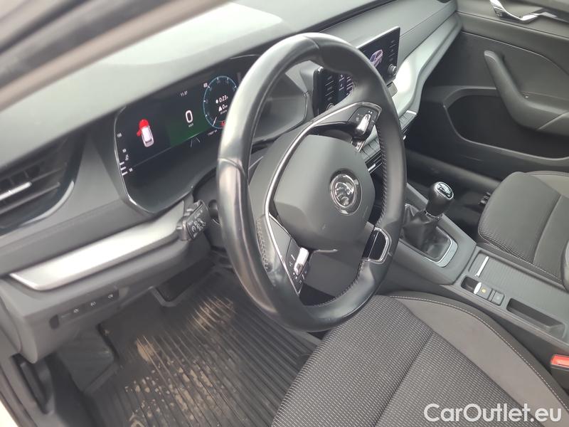  Skoda  Octavia  Combi (NX3)(2020) Oct.Combi 1.0TSI 81 Ambition #13