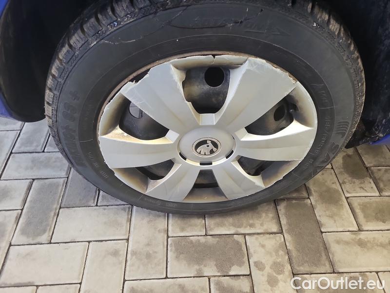  Skoda  Fabia  3 (2015)  1.0TSI 70 Active #4