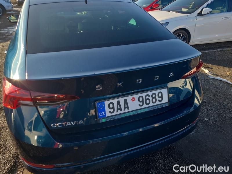  Skoda  Octavia  Lim. (NX3)(2020) Oct. 2.0TDI 110 Style AT 5d #17