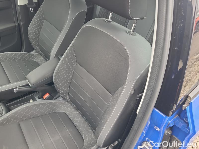  Skoda  Fabia  Combi (2015) Com.1.0TSI 70 Ambition 5d #11