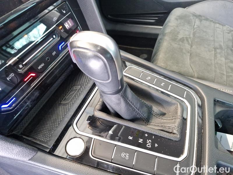  Volkswagen  Passat  Variant (CB5) (2019) Pas.Var.2.0TDI 147 Elegance AT #6