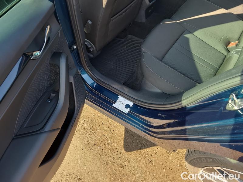  Skoda  Octavia  Lim. (NX3)(2020) Oct.2.0 TDI 85 Sportline AT #3