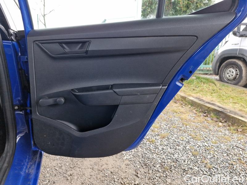  Skoda  Fabia  Combi (2015)  1.0TSI 70 Active #4