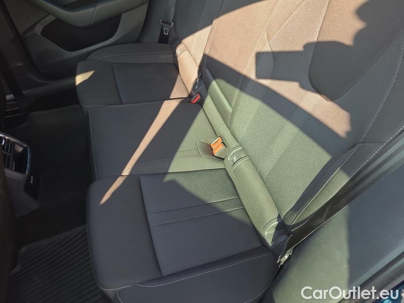  Skoda  Octavia  Lim. (NX3)(2020) Oct.2.0 TDI 85 Sportline AT #24