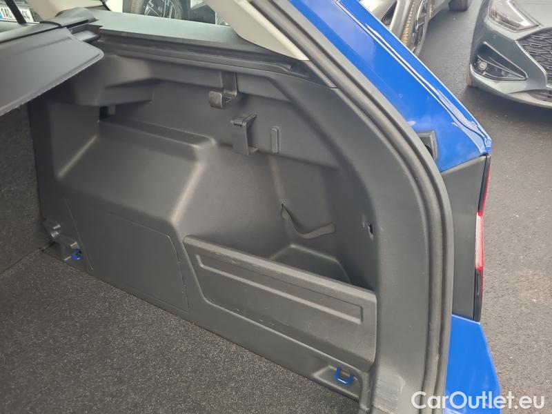  Skoda  Fabia  Combi (2015) Com.1.0TSI 70 Ambition 5d #18