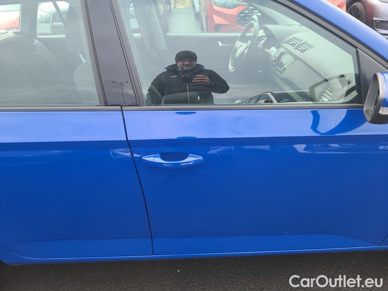  Skoda  Fabia  Combi (2015) Com.1.0TSI 70 Ambition 5d #22