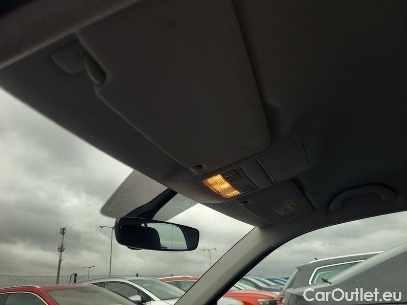  Skoda  Fabia  Combi (2015) Com.1.0TSI 70 Ambition 5d #16