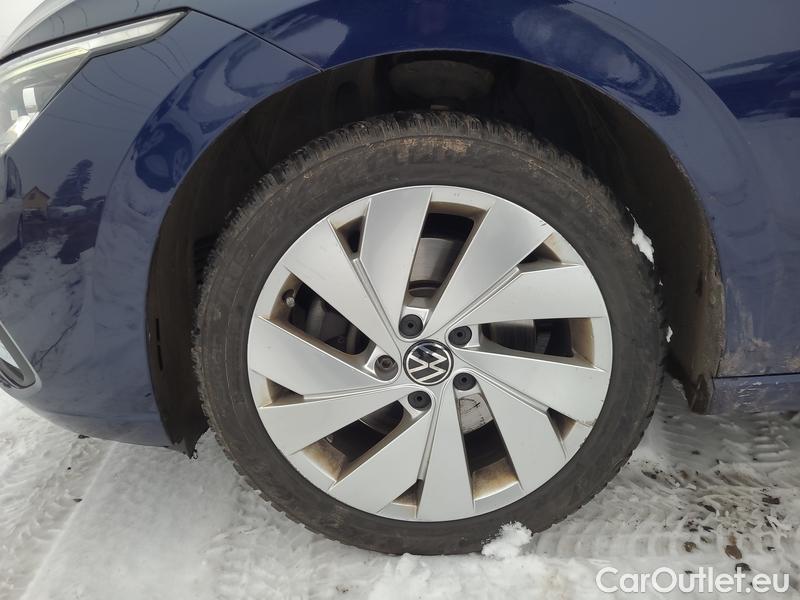  Volkswagen  Golf  VIII Variant (CG5) 2020 Var.2.0TDI 110 Style 5d #4