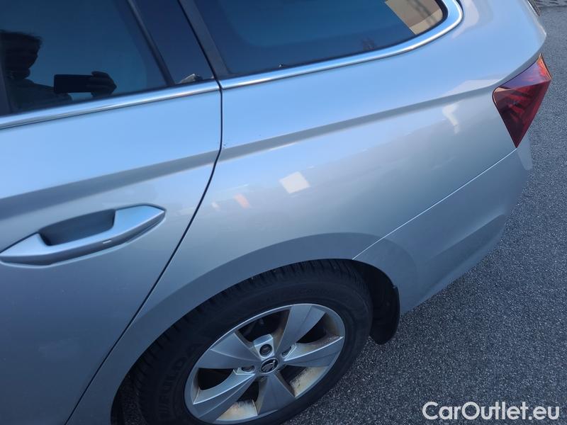  Skoda  Octavia  Combi (NX3)(2020) Oct.Combi 1.5TSI 110 Style #8