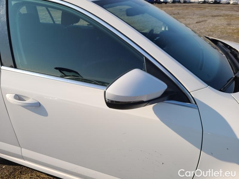  Skoda  Octavia  Combi (NX3)(2020) Co1.5TSI 110 Style #6