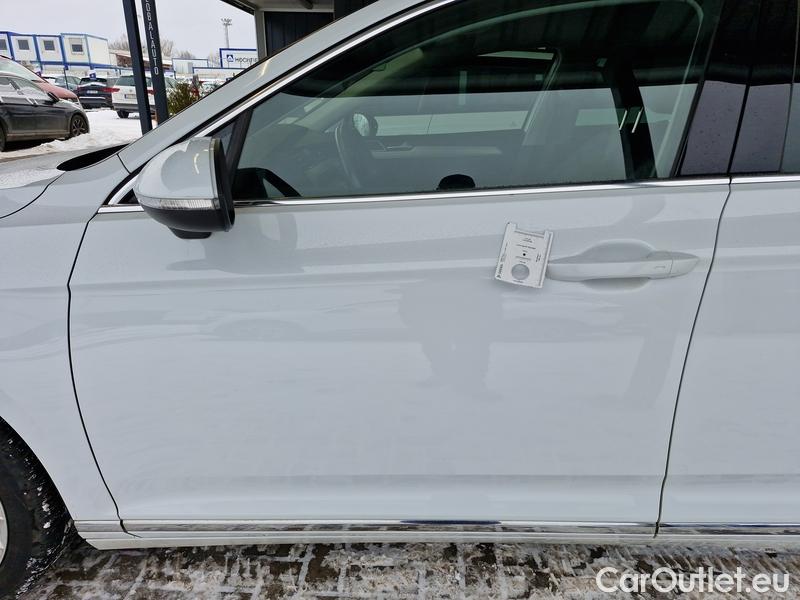  Volkswagen  Passat  Variant (CB5) (2019) Pas.Var.2.0TDI 147 Elegance AT #3