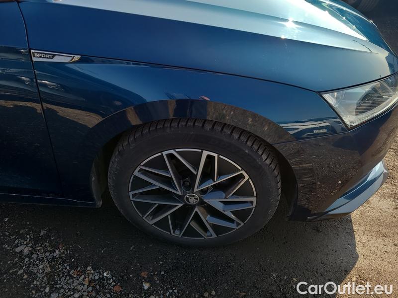  Skoda  Octavia  Lim. (NX3)(2020) Oct.2.0 TDI 85 Sportline AT #22