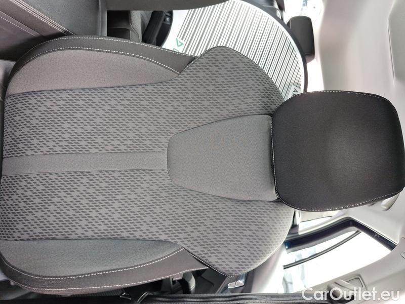  Skoda  Octavia  Combi (NX3)(2020) Oct.Combi 1.0TSI 81 Style #7