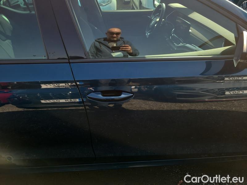  Skoda  Octavia  Lim. (NX3)(2020) Oct.2.0 TDI 85 Sportline AT #21