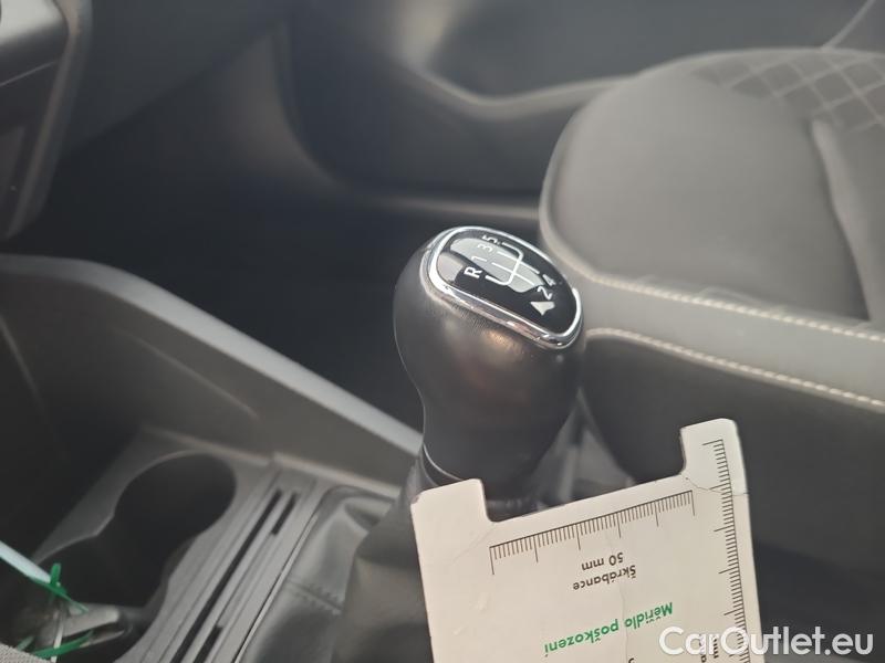  Skoda  Fabia  Combi (2015) Com.1.0TSI 70 Ambition 5d #8