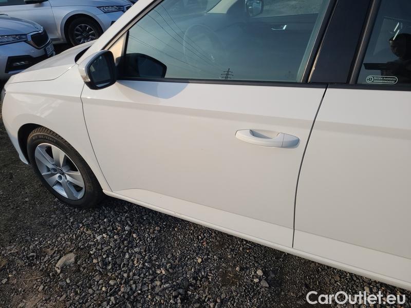  Skoda  Fabia  Combi (2015)  Com 1.0TSI 81 Ambition #7