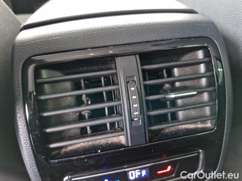  Volkswagen  Passat  Variant (CB5) (2019) Pas.Var.2.0TDI 147 Elegance AT #11