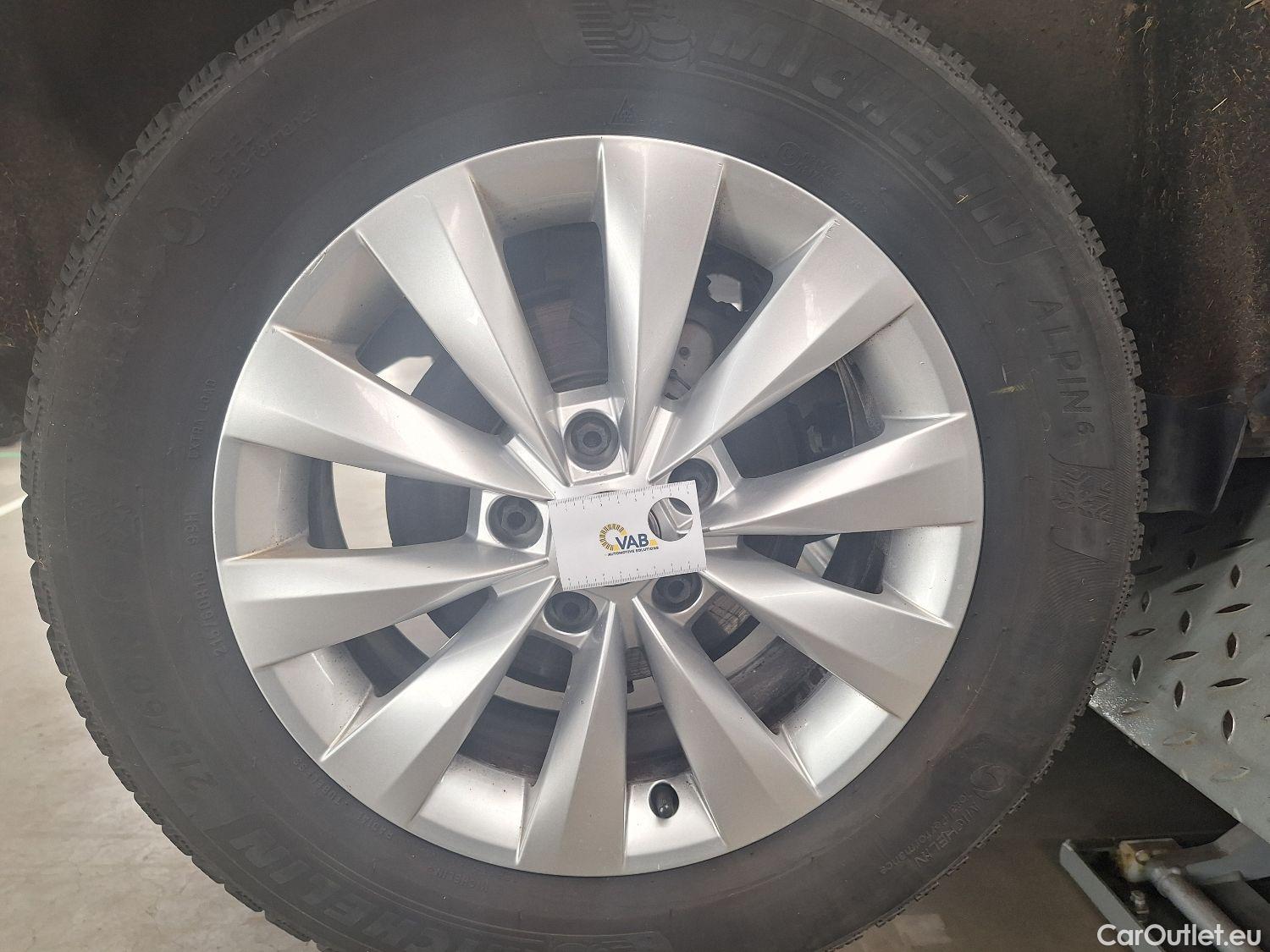  Skoda  Karoq Skoda,  '17, Skoda  1.0 TSI 85kW Ambition 5d #19