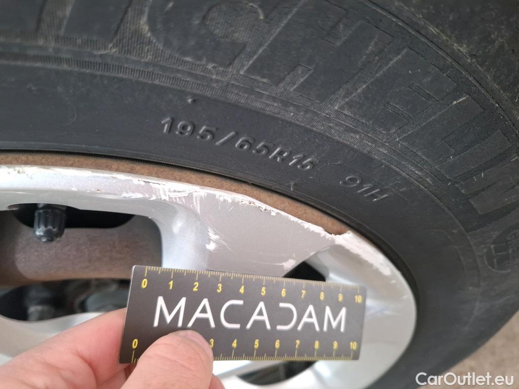  Citroen  C3  Société Feel 1.2 PureTech 80CV BVM5 E6d #52