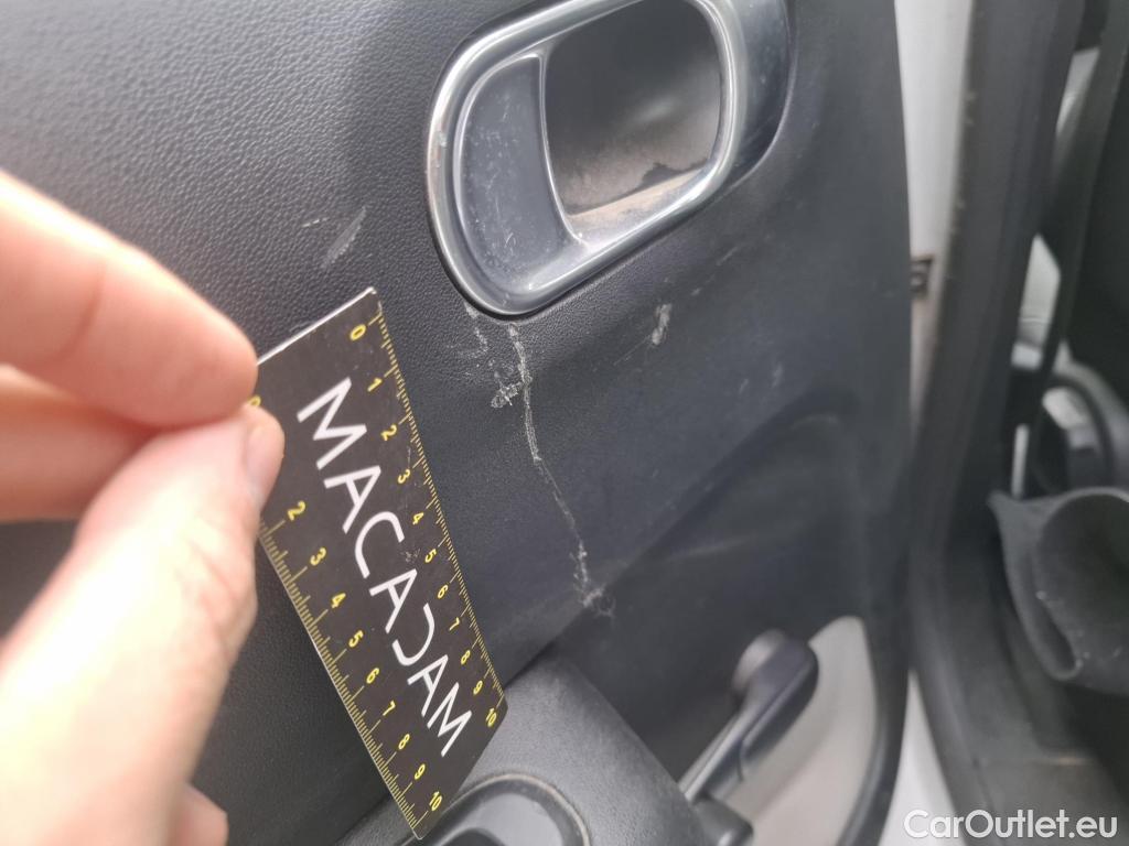  Citroen  C3  Société Feel 1.2 PureTech 80CV BVM5 E6d #33