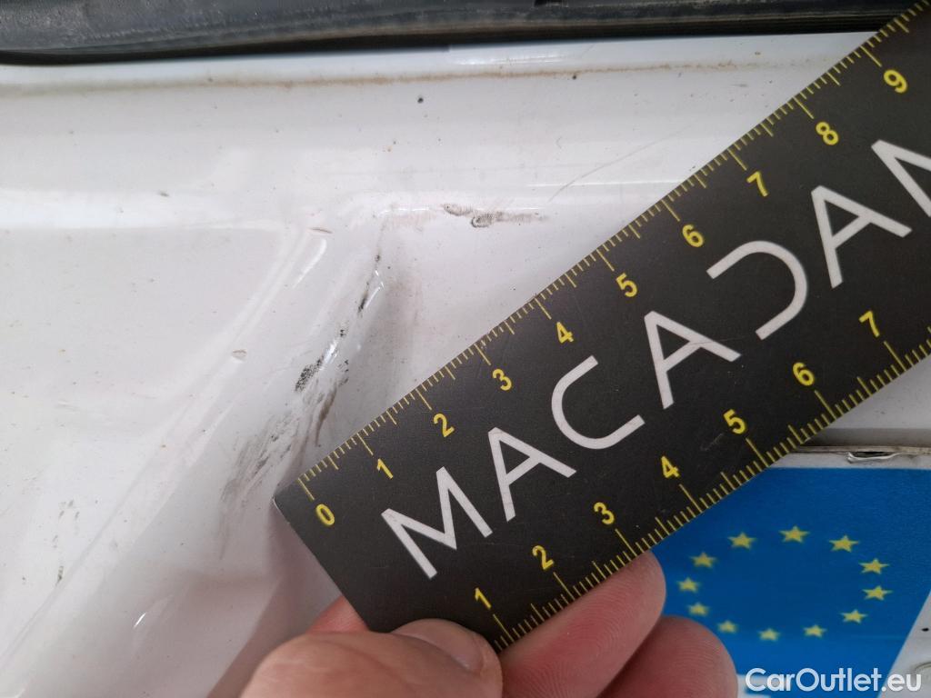  Citroen  C3  Société Feel 1.2 PureTech 80CV BVM5 E6d #12