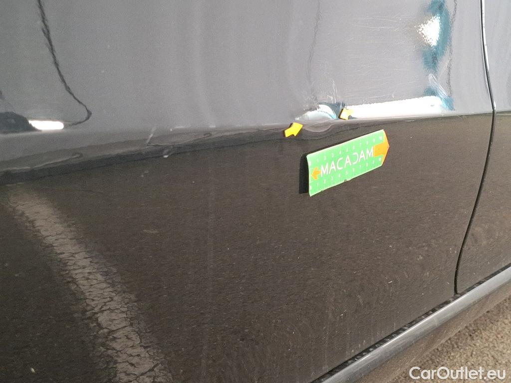  Mercedes  CLA-Klasse MERCEDES-BENZ CLA Coupe / 2019 / 4P / Coupé CLA 180 Business Line BA7 #75