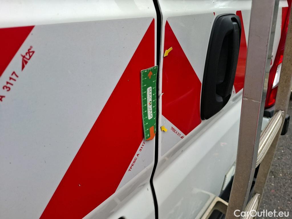  Citroen  Jumper CITROEN  VU 4p Fourgon 35 L2H2 BlueHDi 130 S&S BVM6 Club #17