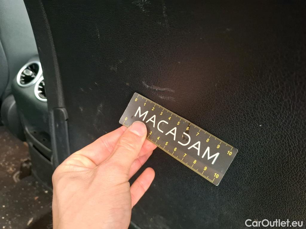  Mercedes  GLB MERCEDES-BENZ  / 2019 / 5P / SUV  200 d AMG Line #47