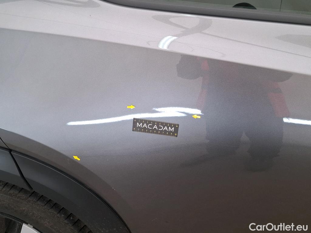  Nissan  Juke NISSAN   2019  5P  Crossover DIGT 114 DCT Business Edition #4