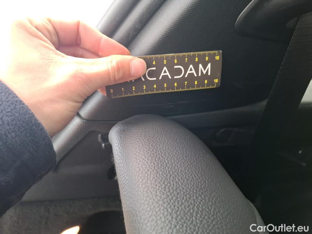  Mercedes  GLB MERCEDES-BENZ  / 2019 / 5P / SUV  200 d AMG Line #86