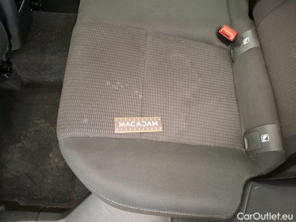  Nissan  Qashqai NISSAN  / 2021 / 5P / Crossover 1.3 MHEV 140 Business Edition #28