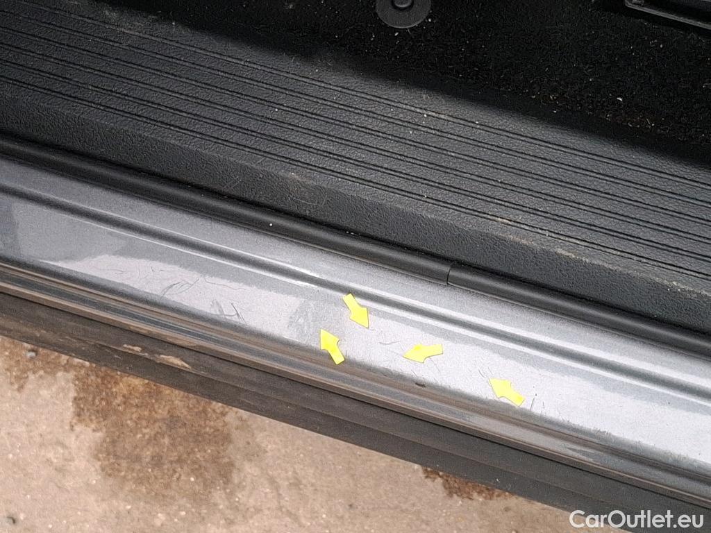  Nissan  Qashqai NISSAN  / 2021 / 5P / Crossover 1.3 MHEV 140 Business Edition #14