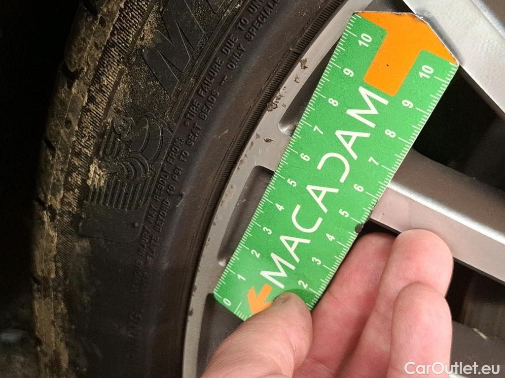  Mercedes  CLA-Klasse MERCEDES-BENZ CLA Coupe / 2019 / 4P / Coupé CLA 180 Business Line BA7 #69