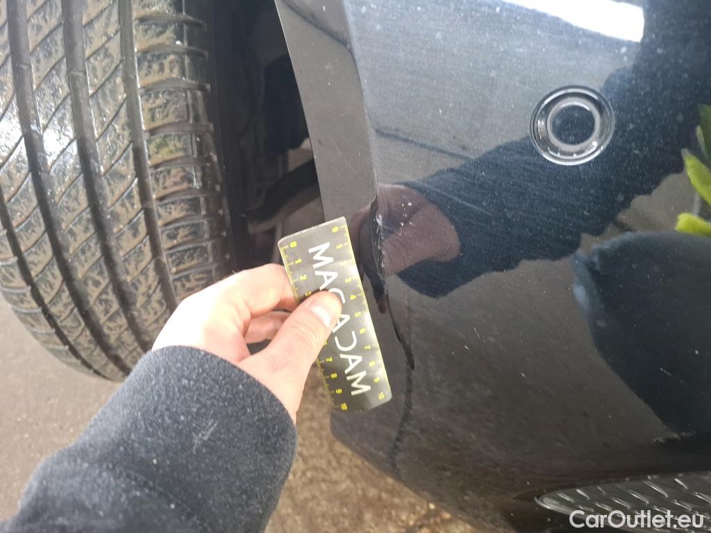  Mercedes  A-Klasse MERCEDES-BENZ Classe A Compact / 2018 / 5P / Berline A 250 e Business Line 8G-DCT #7