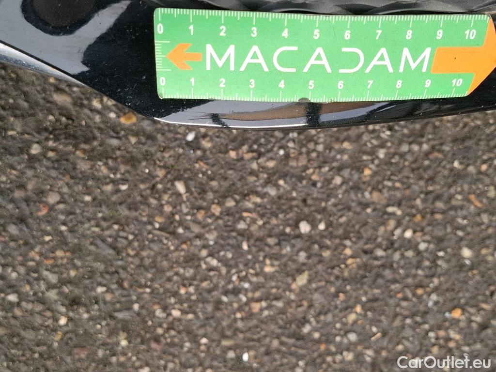  Mercedes  CLA-Klasse MERCEDES-BENZ CLA Coupe / 2019 / 4P / Coupé CLA 180 Business Line BA7 #40