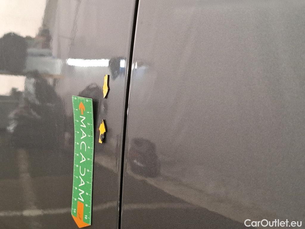  Citroen  C5 CITROEN  Aircross  2018  5P  SUV Hybrid 225 ëEAT8 Business #132