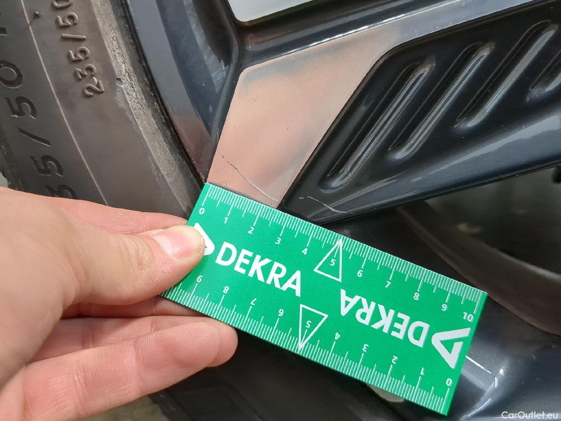  Hyundai  Tucson HYUNDAI  / 2020 / 5P / SUV 1.6 PHEV 265 HTRAC CREATIVE 4WD AUTO #2